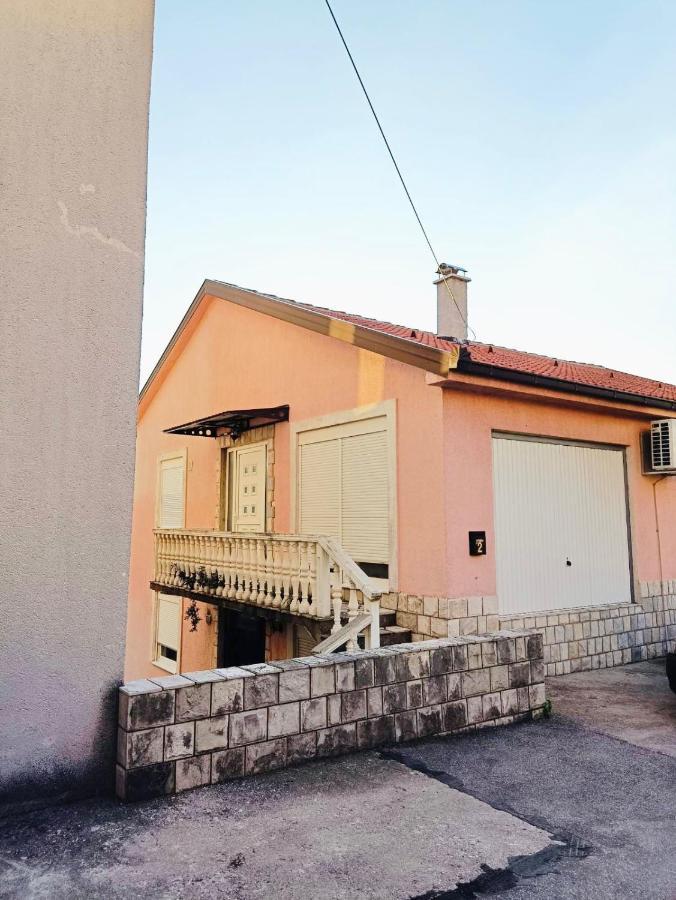 Poseidon House Apartment Mostar Exterior photo